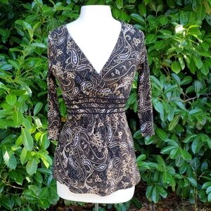 Elegant Black and Cream Paisley Women's Top With Gold Sparkly Threads Medium